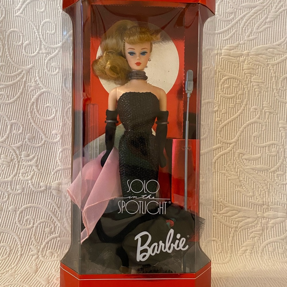RARE Vintage 1994 Special Edition Solo in the Spotlight Barbie